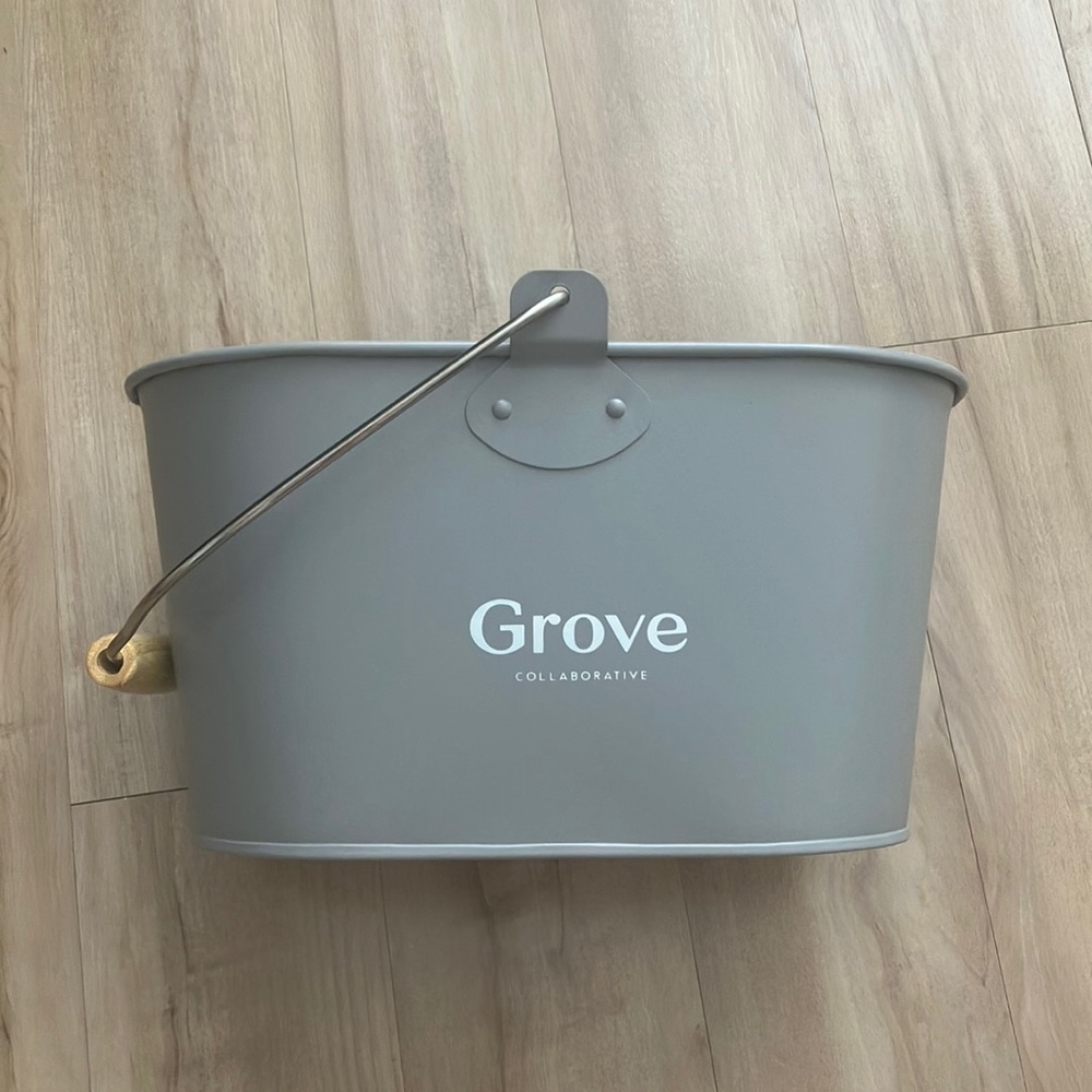 New Grove Cleaning Caddy